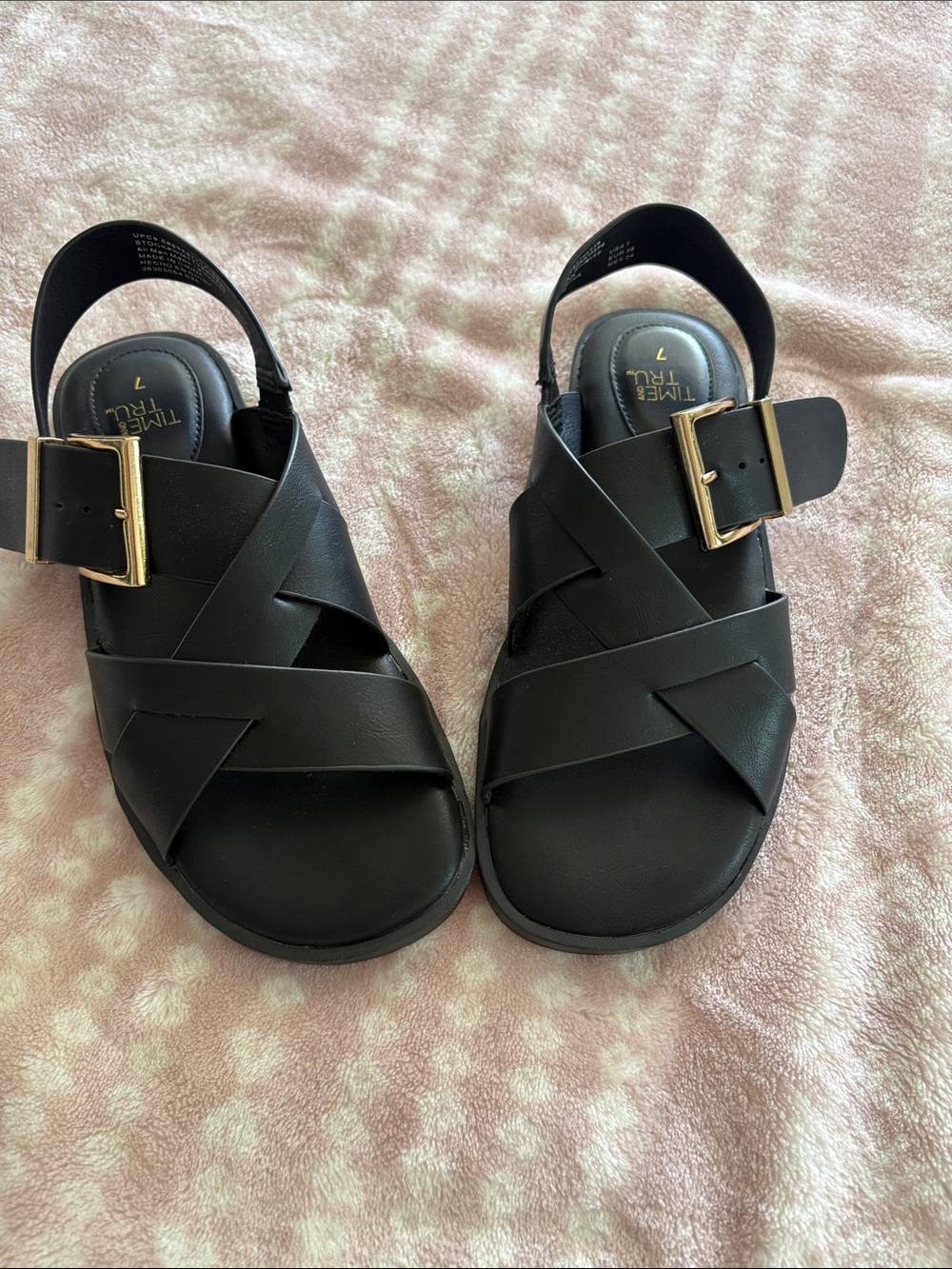 Time and Tru Black Buckle Crisscross Slingback Sandals
